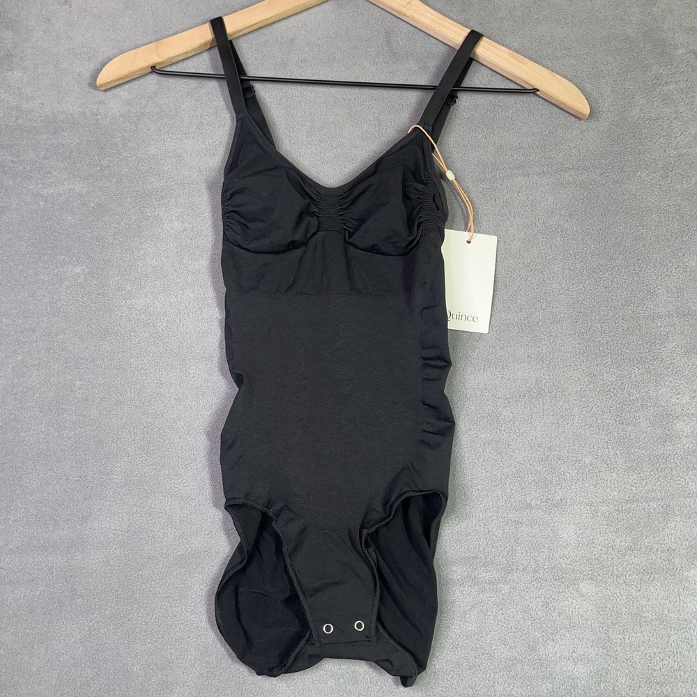 Quince Sculpting Bodysuit Black Seamless Shapewear Top NWT Womens Medium